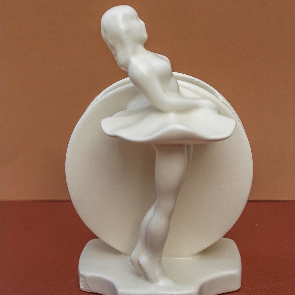 Vintage 1940s Haeger Art Deco Vase Ballerina